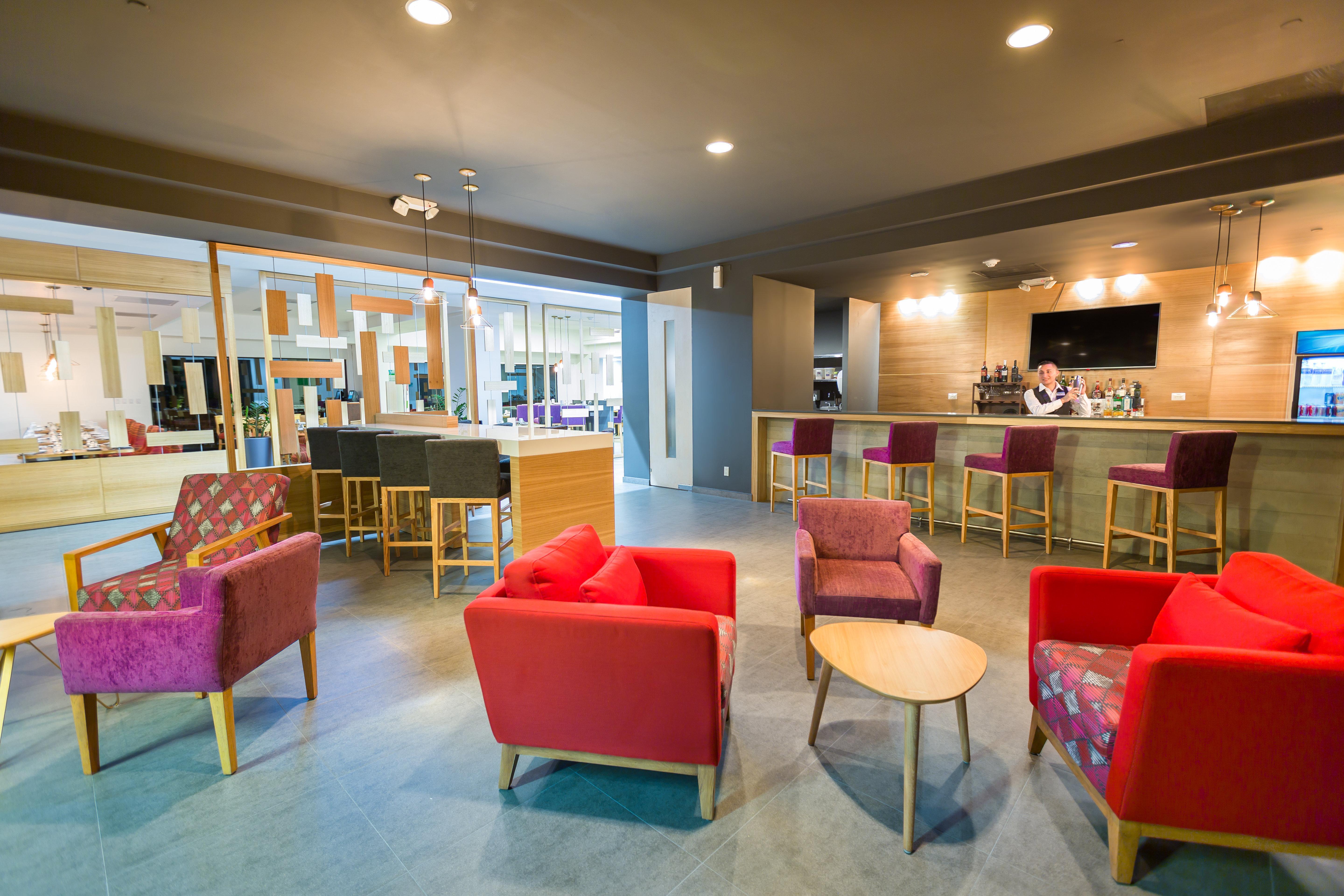 Holiday Inn San Salvador By Ihg Exterior photo