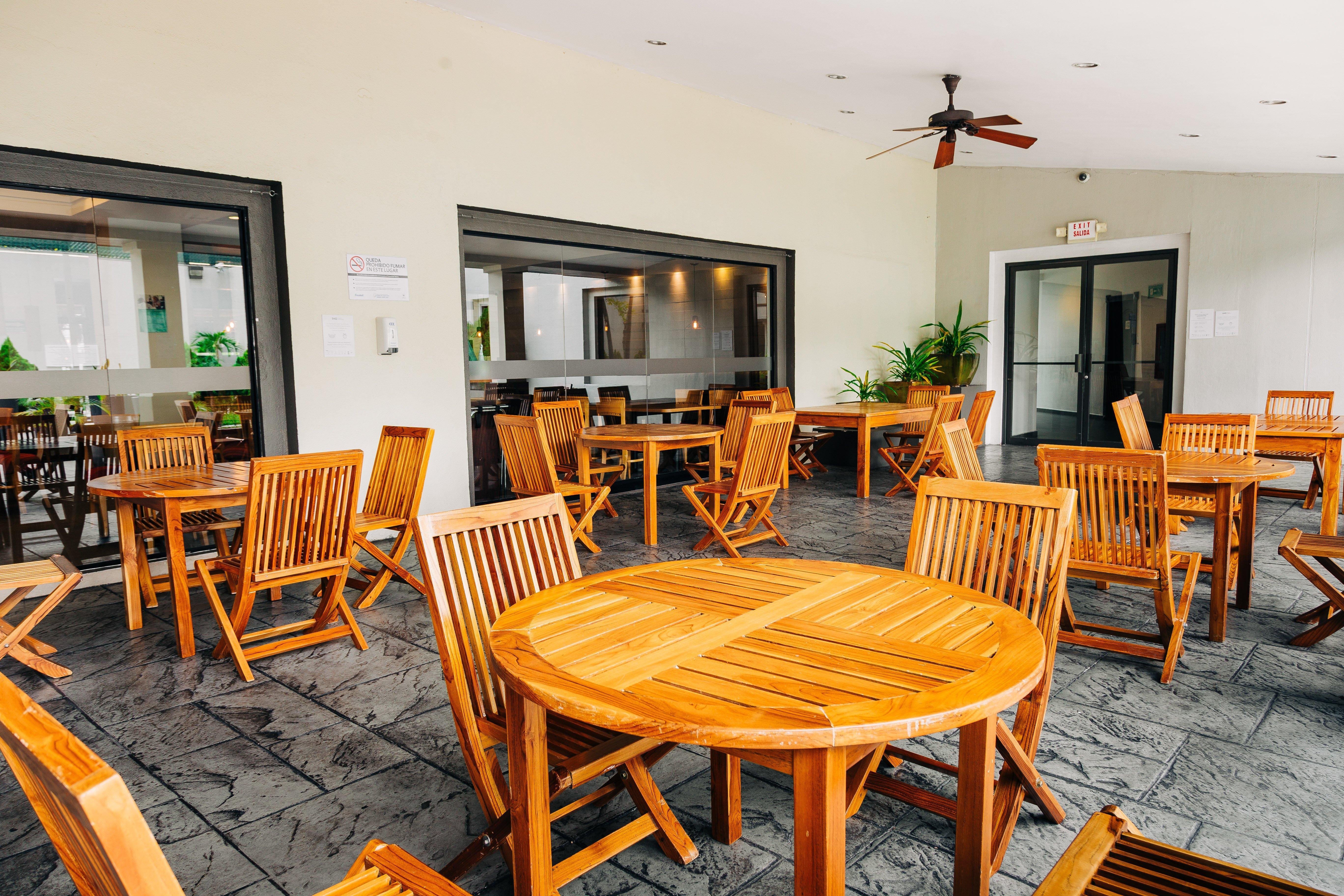 Holiday Inn San Salvador By Ihg Exterior photo