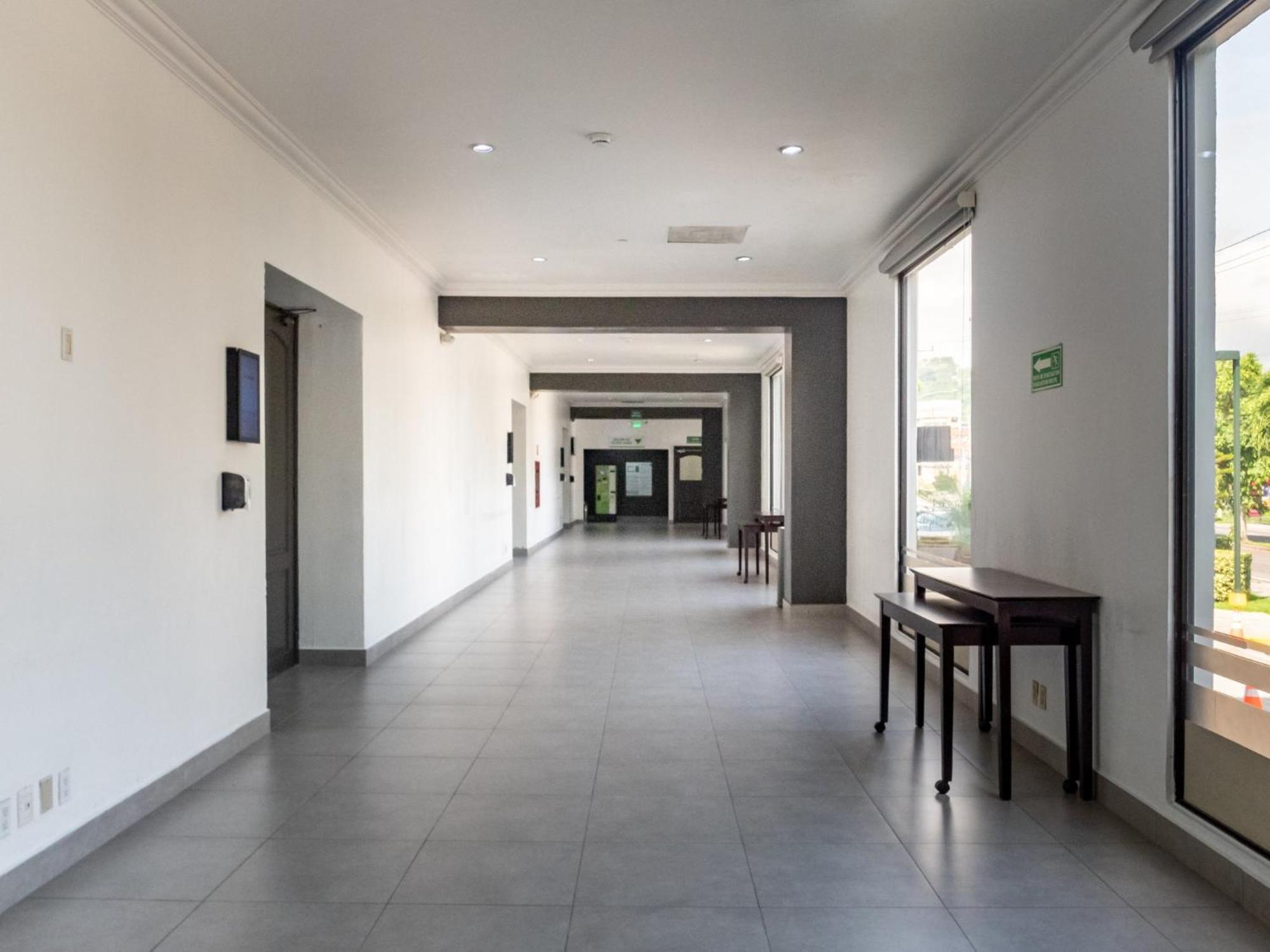 Holiday Inn San Salvador By Ihg Exterior photo